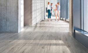 Is floor self-flooring a technique to get floor level or flat?