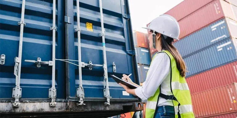 Why Clear Communication Is a Must for Customs Brokers?